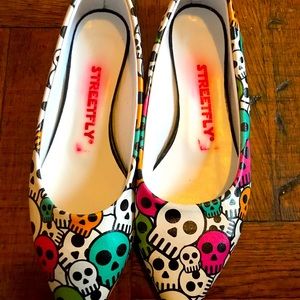 Streetfly Skull Print Flats Pointy Toe  Size EU 37